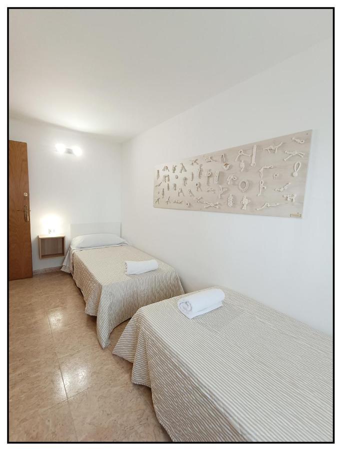 Apartamento Centrico Junto Al Mar - Wifi Free سالو المظهر الخارجي الصورة